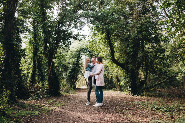 Outdoor family photoshoot location ideas in Sheffield